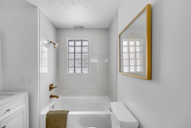 2621 Poe Avenue SW, Wyoming, MI 49509