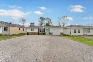 1023 S B Street, Rogers, AR 72756