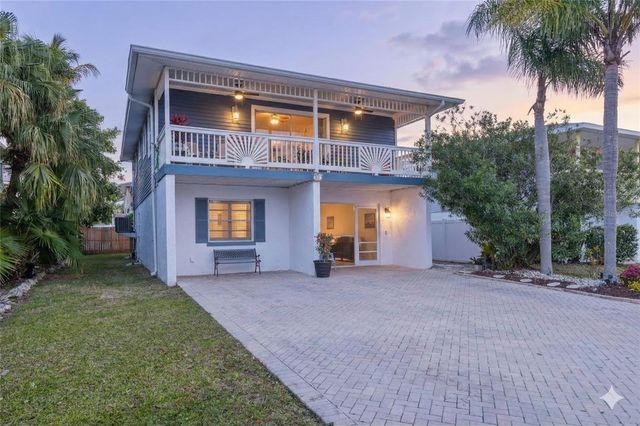 2908 AVENUE C, Holmes Beach, FL 34217