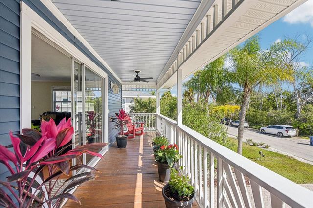 2908 AVENUE C, Holmes Beach, FL 34217