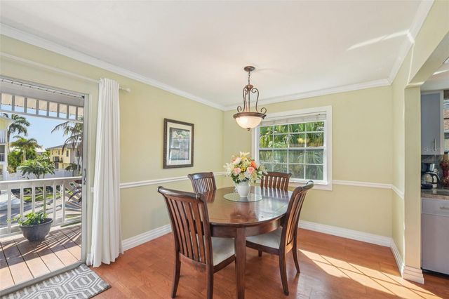 2908 AVENUE C, Holmes Beach, FL 34217