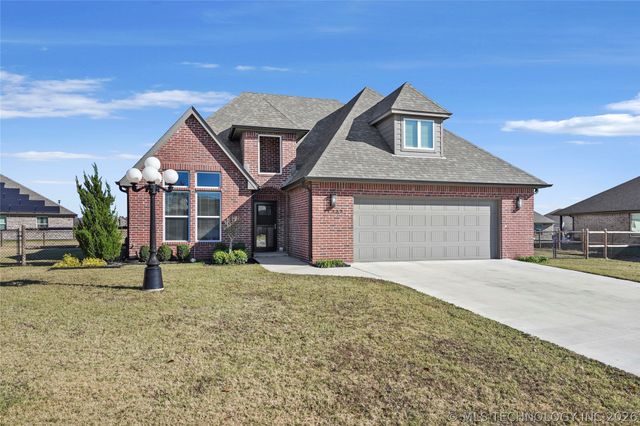 11353 S 281st East Place, Coweta, OK 74429