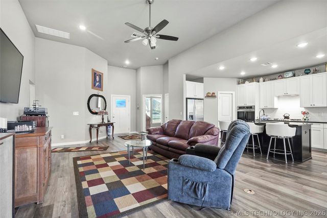 11353 S 281st East Place, Coweta, OK 74429