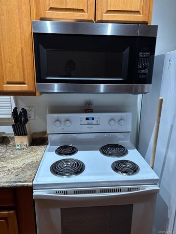 198 South Street, Marlboro, NY 12542