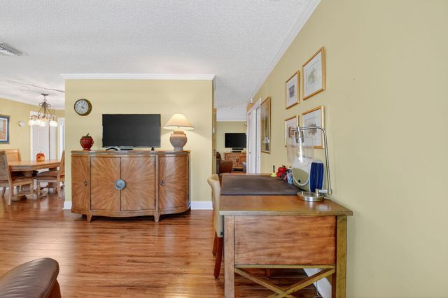 2019 Vastine Drive, Boynton Beach, FL 33426