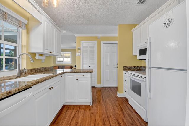 2019 Vastine Drive, Boynton Beach, FL 33426