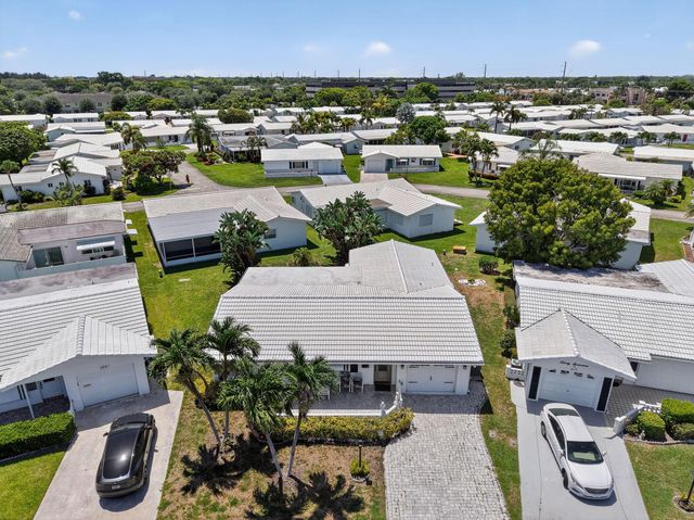 2019 Vastine Drive, Boynton Beach, FL 33426