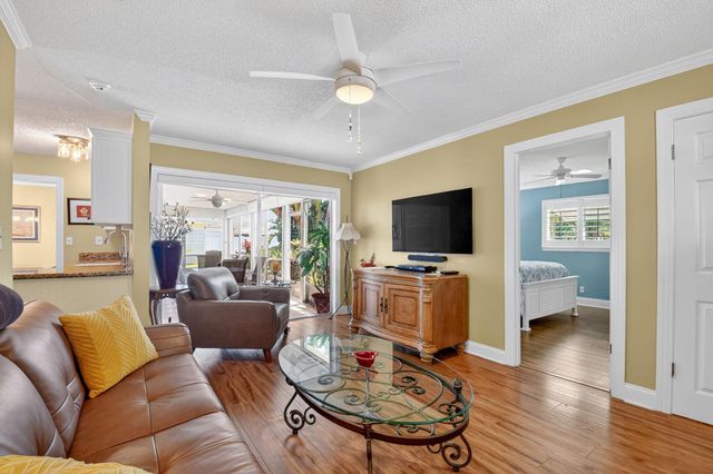 2019 Vastine Drive, Boynton Beach, FL 33426