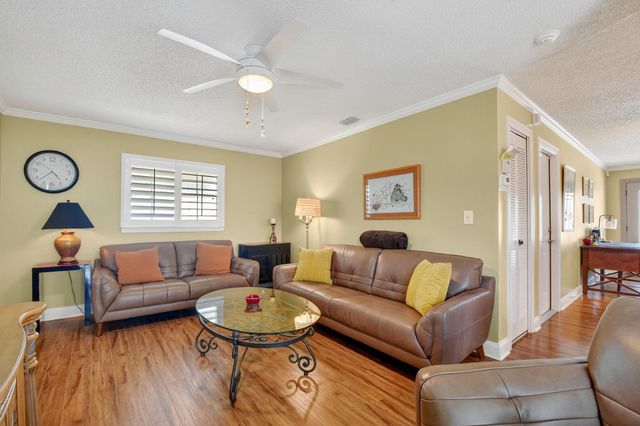 2019 Vastine Drive, Boynton Beach, FL 33426
