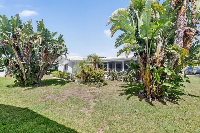 2019 Vastine Drive, Boynton Beach, FL 33426