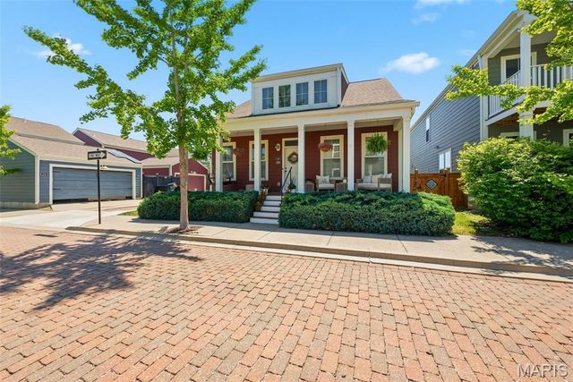 3269 Camp Street, St Charles, MO 63301