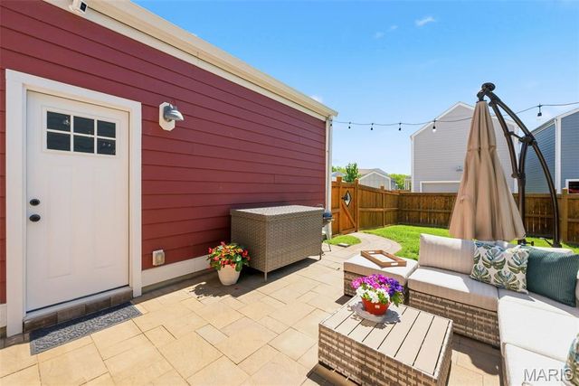 3269 Camp Street, St Charles, MO 63301