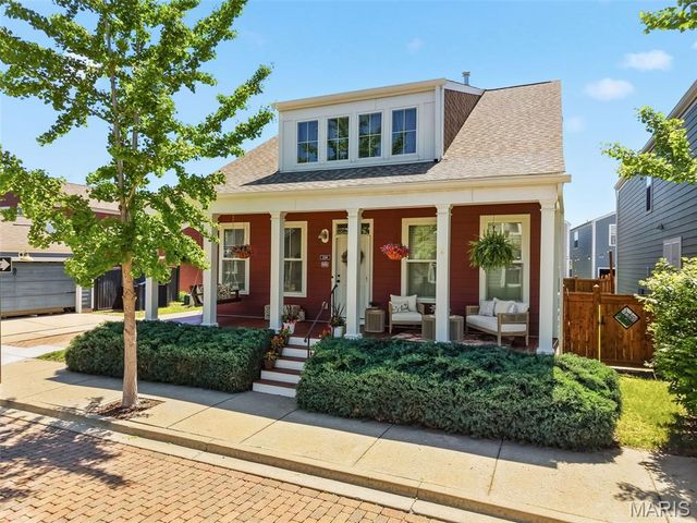 3269 Camp Street, St Charles, MO 63301