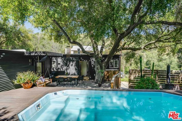 20402 Paradise Lane, Topanga (los Angeles), CA 90290