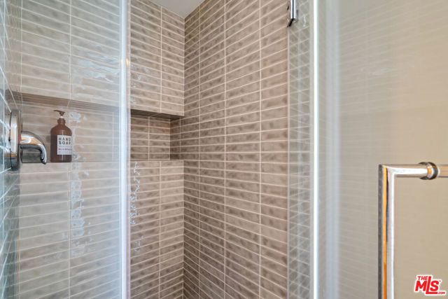 20402 Paradise Lane, Topanga (los Angeles), CA 90290