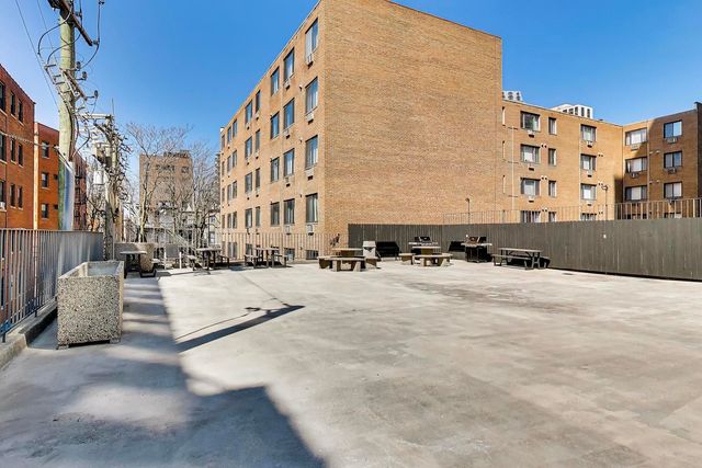 444 W FULLERTON Parkway 305, Chicago, IL 60614
