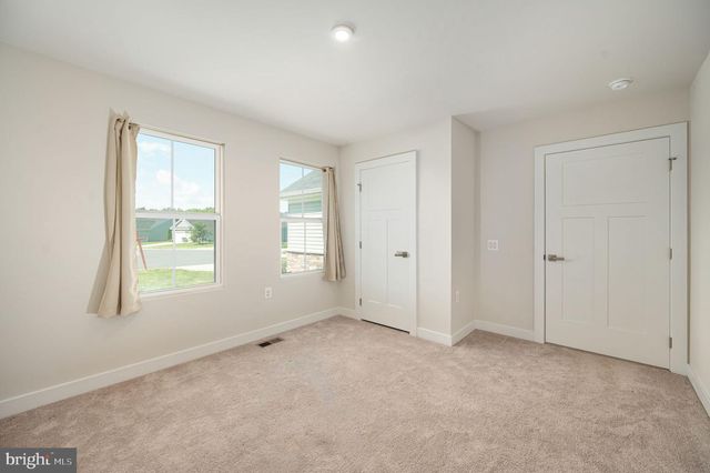 7106 BAGPIPE LN, King George, VA 22485
