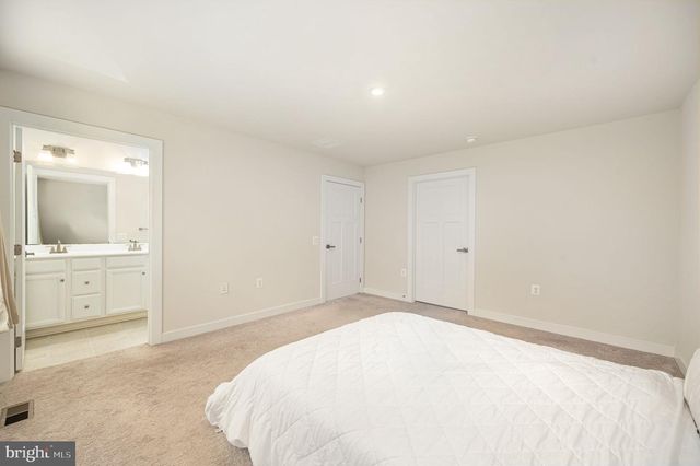 7106 BAGPIPE LN, King George, VA 22485