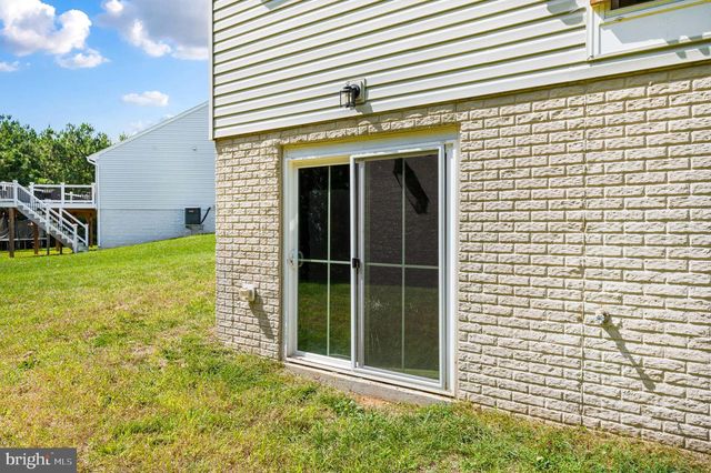 7106 BAGPIPE LN, King George, VA 22485