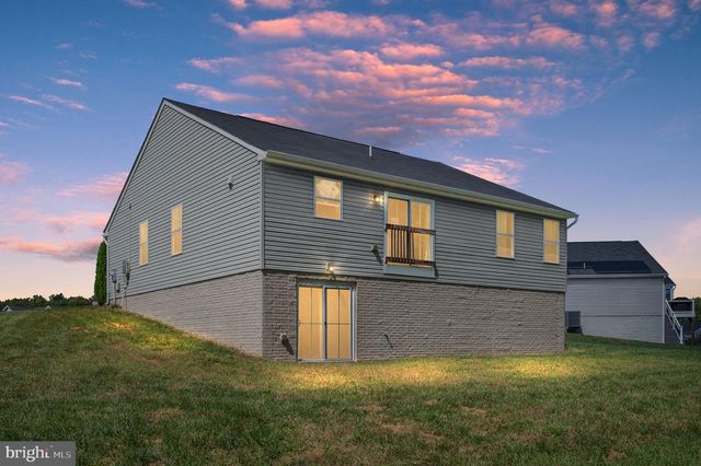 7106 BAGPIPE LN, King George, VA 22485