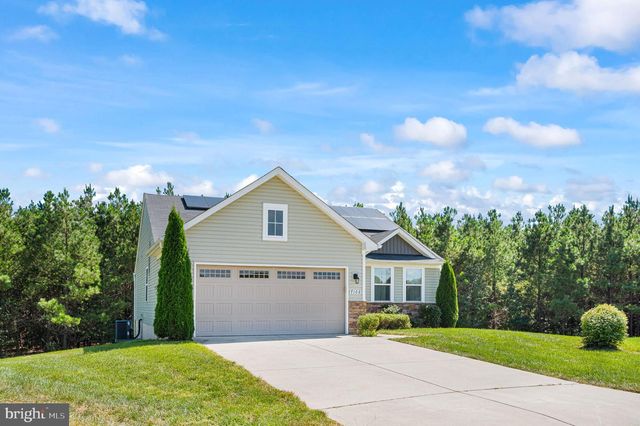 7106 BAGPIPE LN, King George, VA 22485