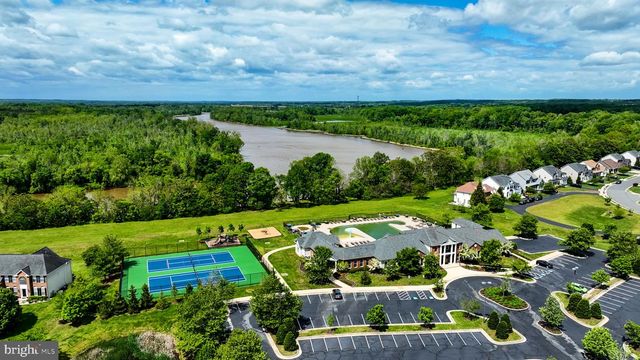 7106 BAGPIPE LN, King George, VA 22485