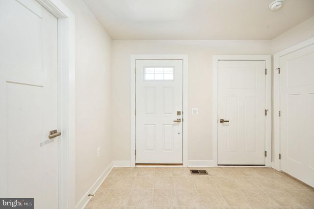 7106 BAGPIPE LN, King George, VA 22485