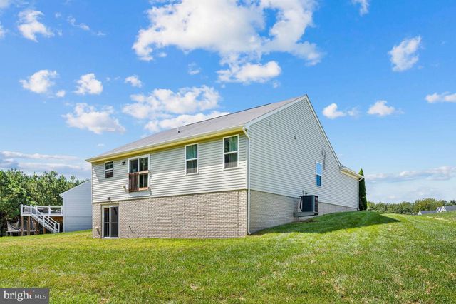 7106 BAGPIPE LN, King George, VA 22485