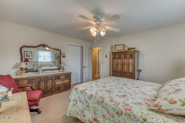 19166 Stone Mountain Road, Abingdon, VA 24210