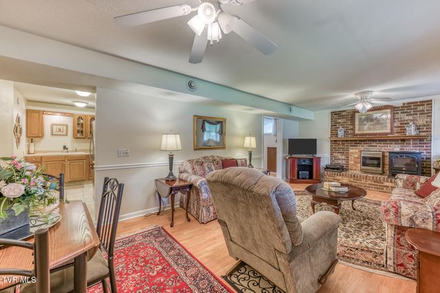 19166 Stone Mountain Road, Abingdon, VA 24210