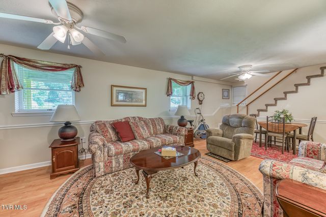 19166 Stone Mountain Road, Abingdon, VA 24210