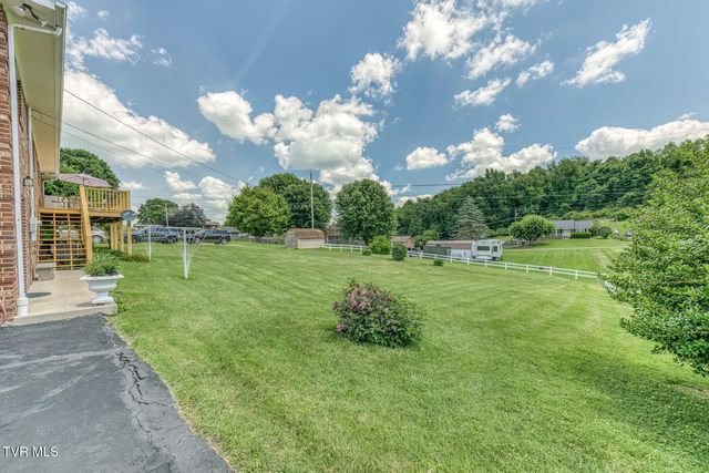19166 Stone Mountain Road, Abingdon, VA 24210