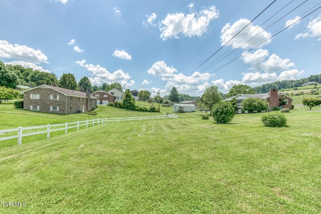 19166 Stone Mountain Road, Abingdon, VA 24210