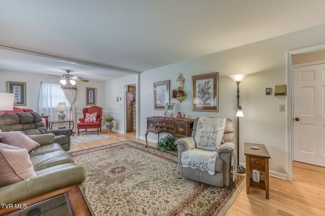 19166 Stone Mountain Road, Abingdon, VA 24210