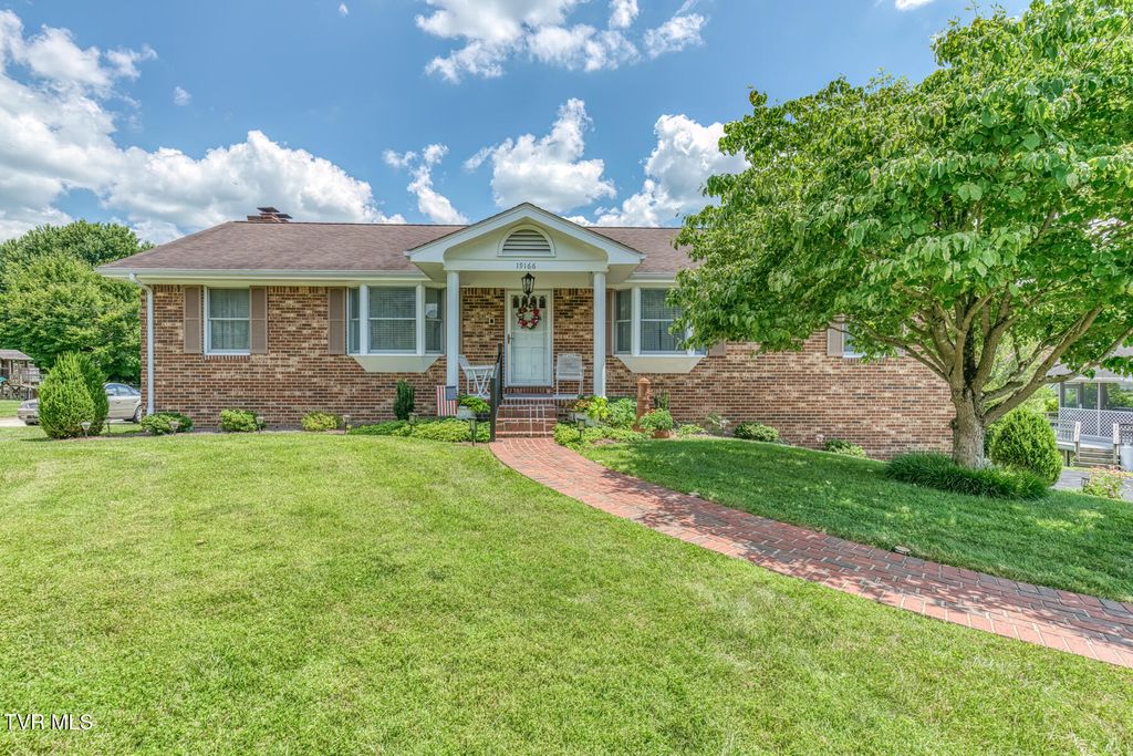 19166 Stone Mountain Road, Abingdon, VA 24210