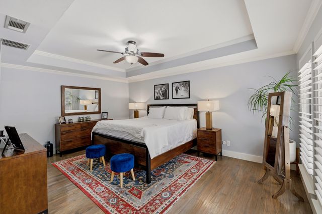 8710 Sanshire Avenue, Dallas, TX 75231