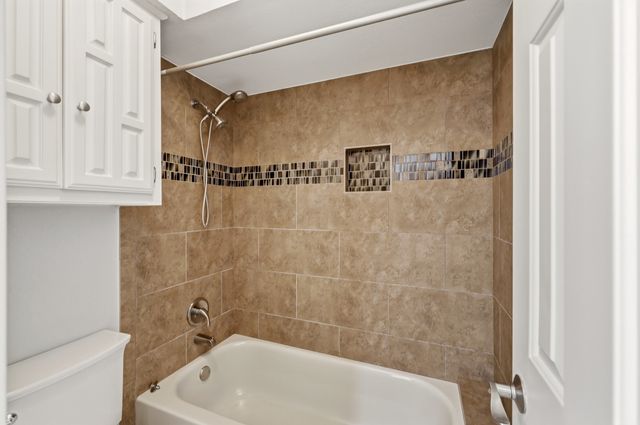 8710 Sanshire Avenue, Dallas, TX 75231