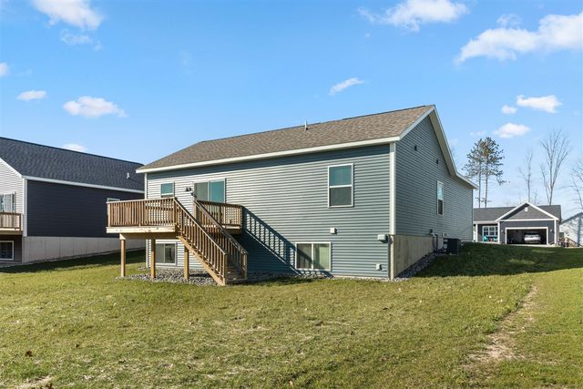 2521 Gray Wolf Way, Muskegon, MI 49444