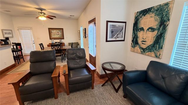 1209 11th Street, Galveston, TX 77550