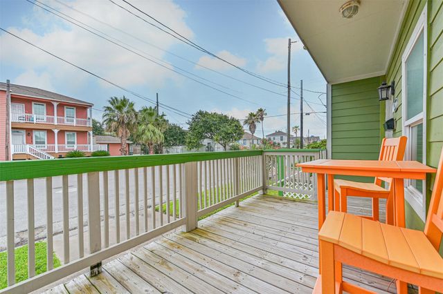 1209 11th Street, Galveston, TX 77550