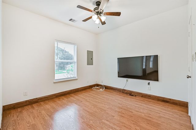 1209 11th Street, Galveston, TX 77550