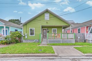 1209 11th Street, Galveston, TX 77550