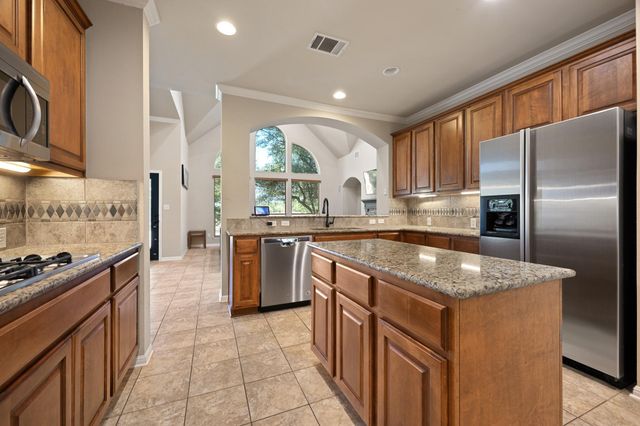 22140 Rose Grass LN, Spicewood, TX 78669