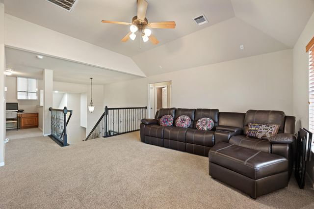 22140 Rose Grass LN, Spicewood, TX 78669