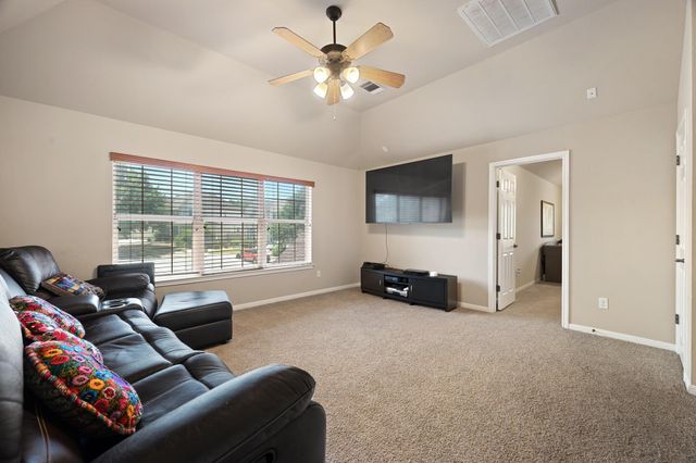 22140 Rose Grass LN, Spicewood, TX 78669