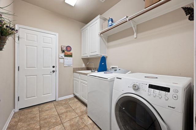22140 Rose Grass LN, Spicewood, TX 78669