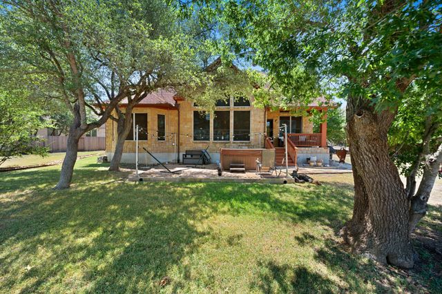 22140 Rose Grass LN, Spicewood, TX 78669