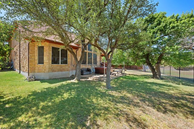22140 Rose Grass LN, Spicewood, TX 78669