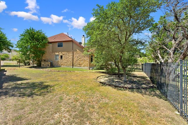 22140 Rose Grass LN, Spicewood, TX 78669