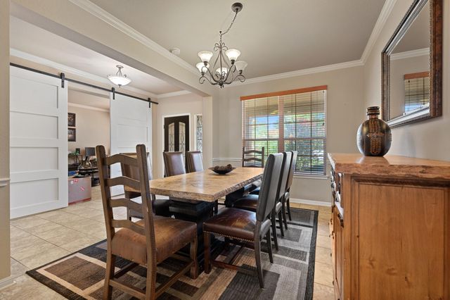 22140 Rose Grass LN, Spicewood, TX 78669